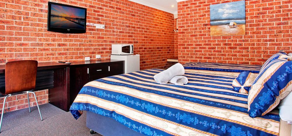 Lake Macquarie Motor Inn Belmont Bagian luar foto